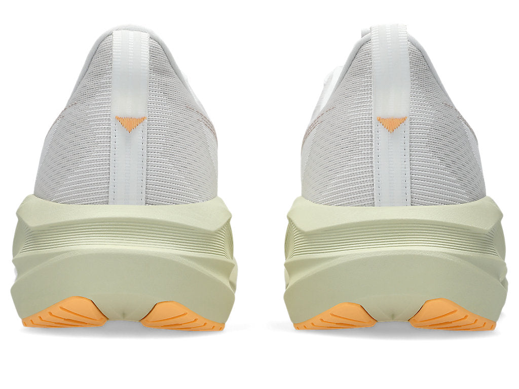 Women Novablast 5 Running Shoes