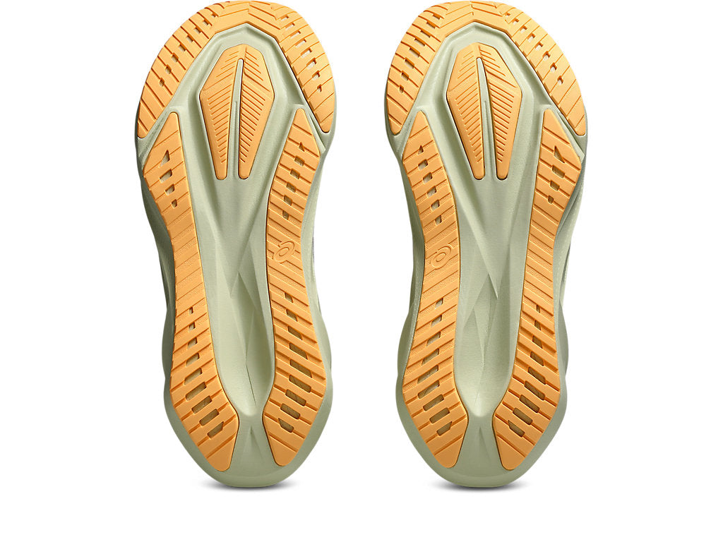 Mens Novablast 5 Running Shoes