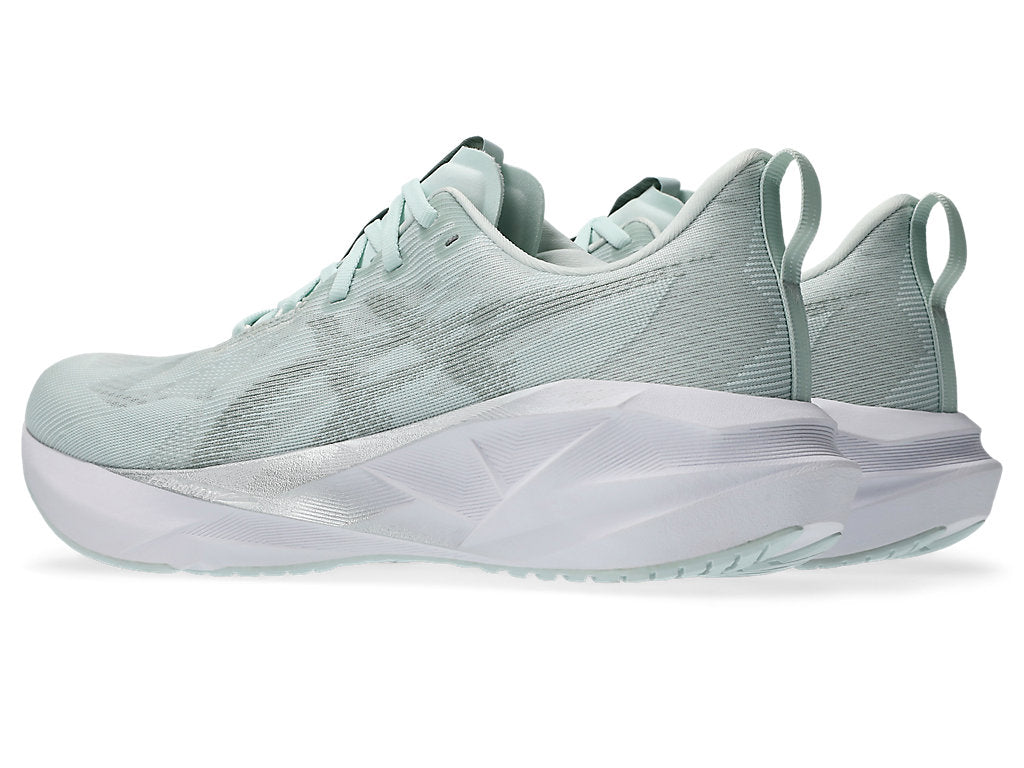 Mens Novablast 5 Running Shoes