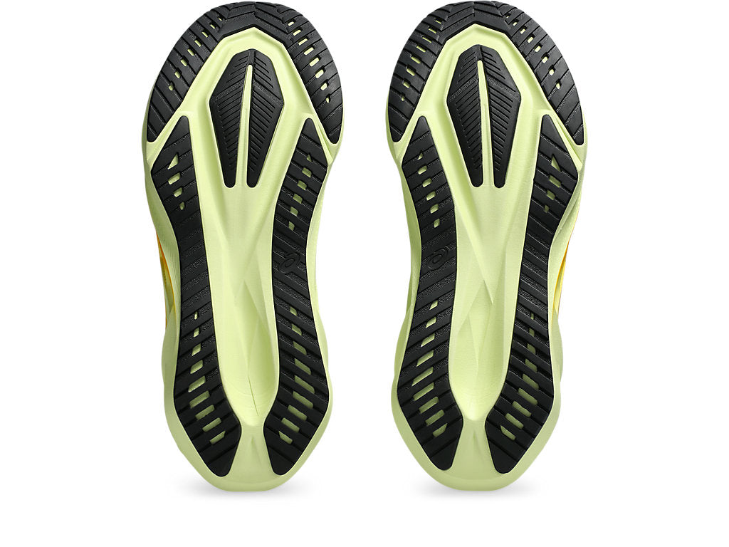 Mens Novablast 5 Running Shoes