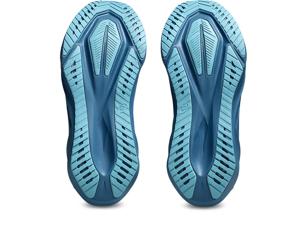 Mens Novablast 5 Running Shoes
