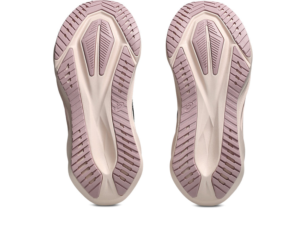Women Novablast 5 Running Shoes